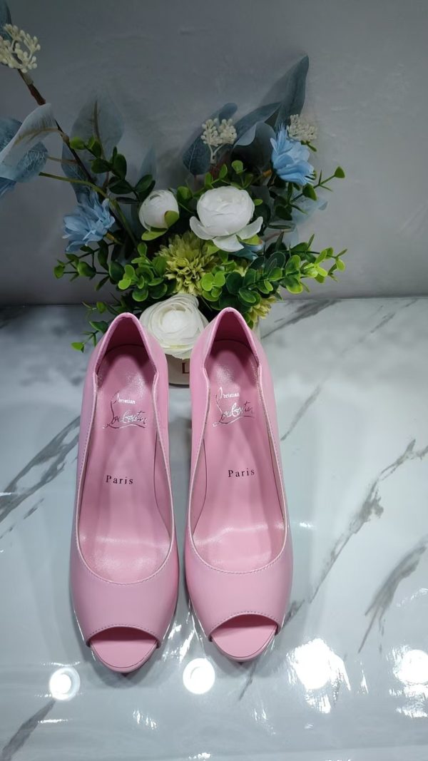 Christian Louboutin Womens Pumps Pink