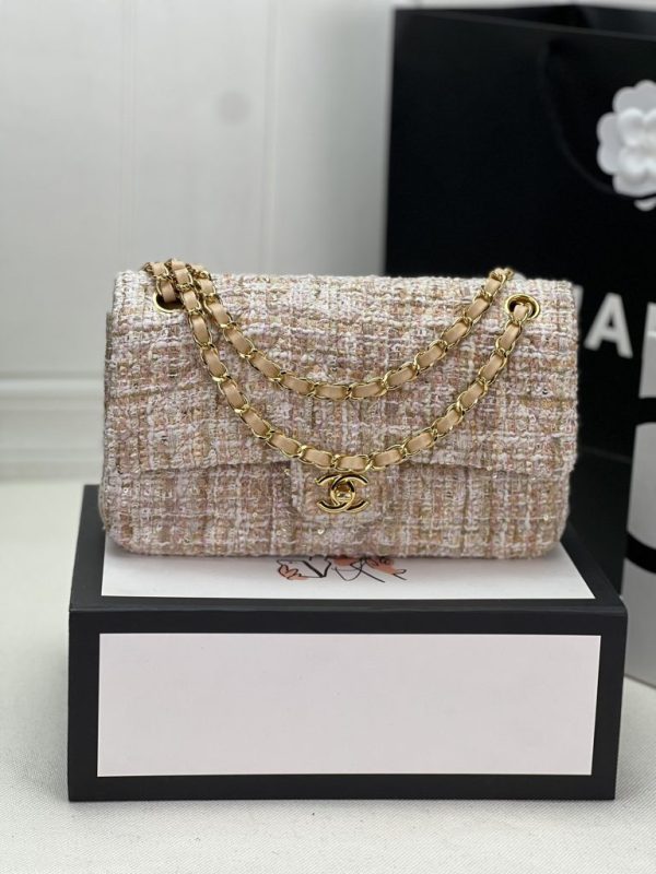 CLASSIC FLAP BAG
