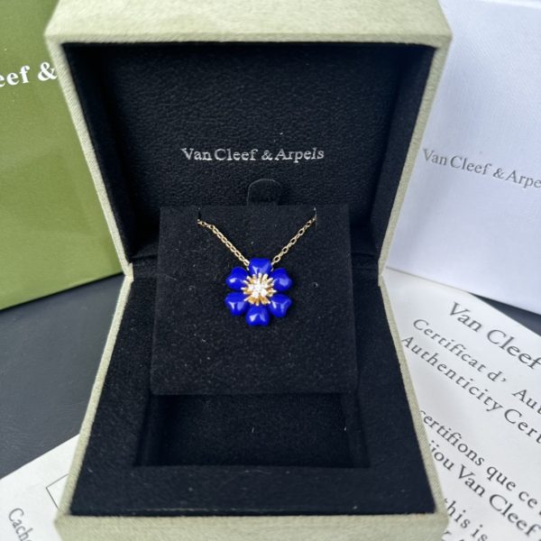 Van Cleef Vintage Rose de Noel Necklace