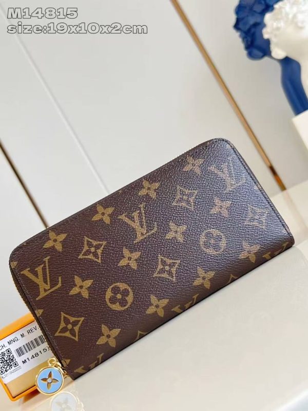 Louis Vuitton Zippy Wallet