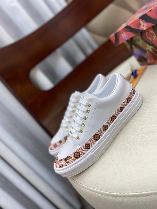 Louis Vuitton FLAT BOTTOM SHOES