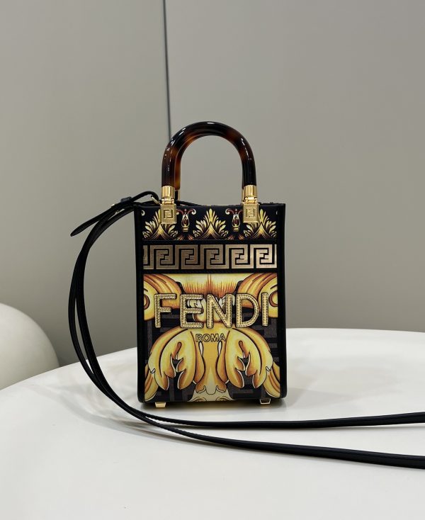 Fendi Sunshine shopper
