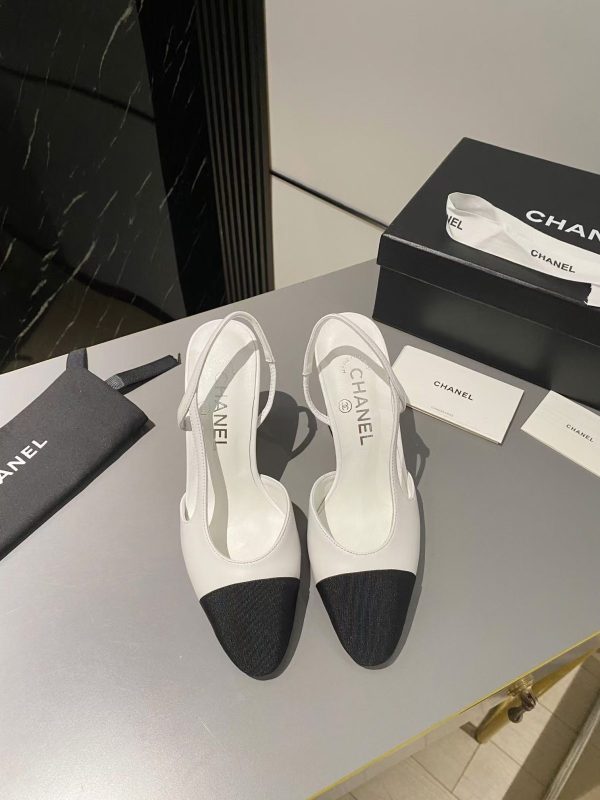 CHANEL Two-Tone cap toe slingback pumps