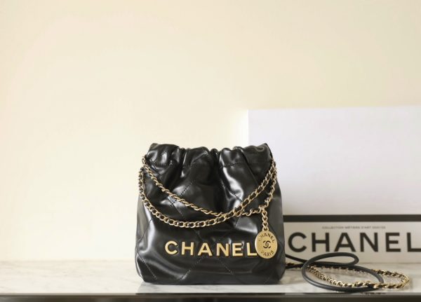 Chanel 22 mini bag