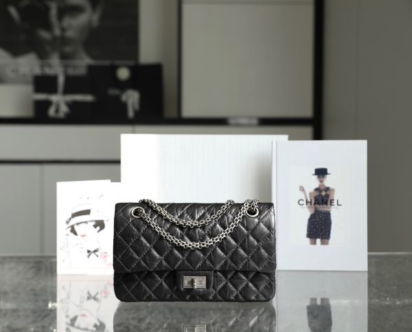 Classic flap bag