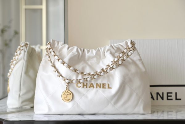 Chanel 24C