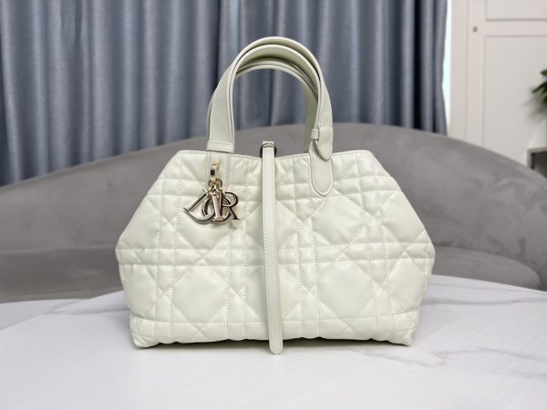 Dior Toujours Medium