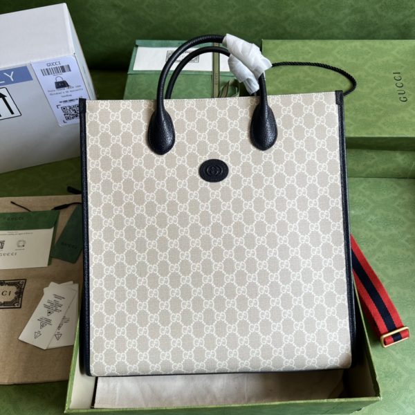 Gucci cherry print medium