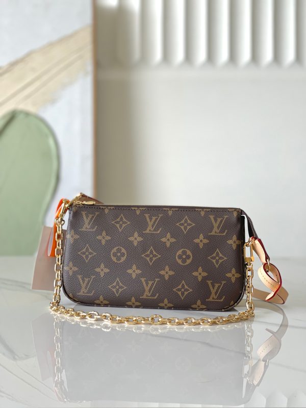 Louis Vuitton Pochette Accessoires