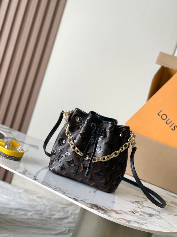 Louis Vuitton Noé BB