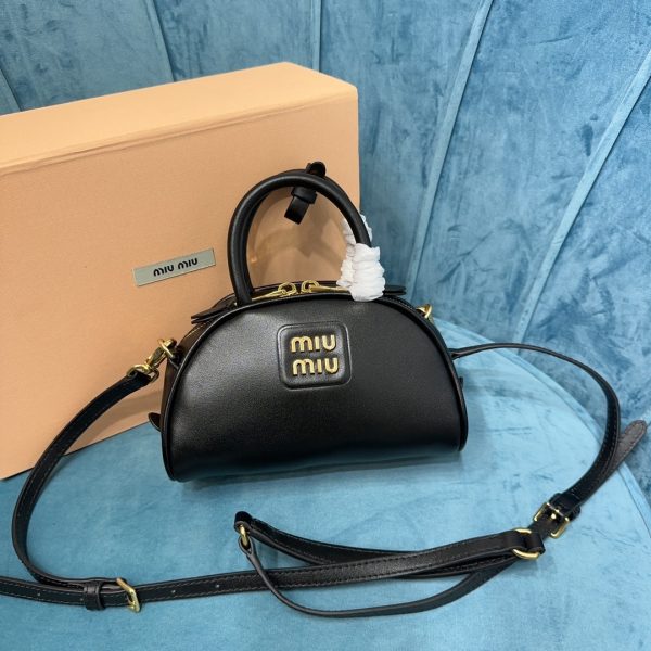 Top-Handle bag