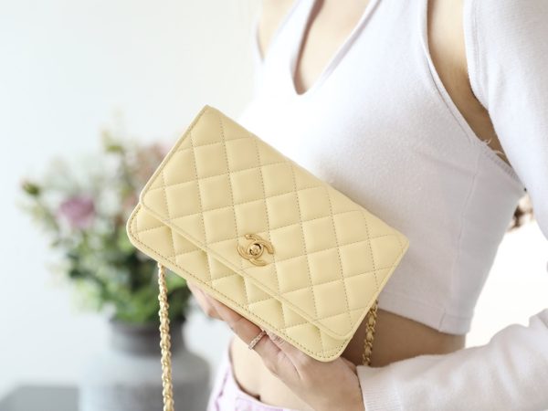 Chanel WOC