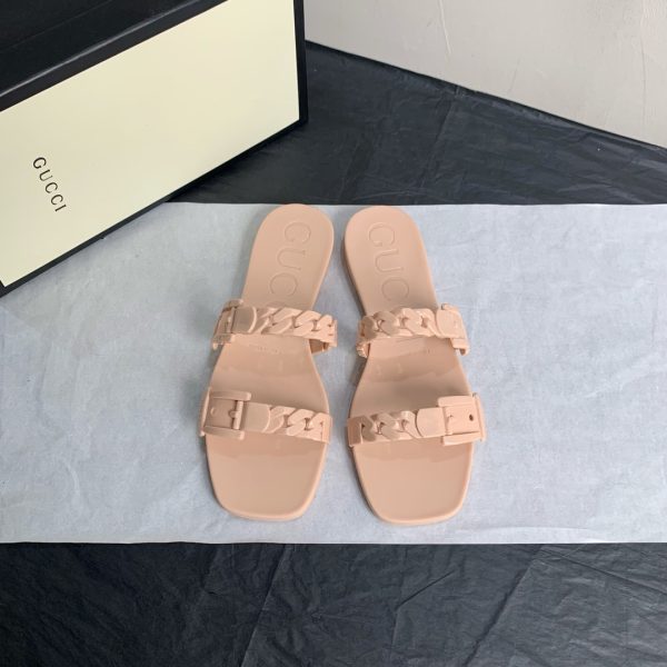 GUCCI SLIPPERS 64