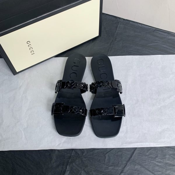 GUCCI SLIPPERS 67