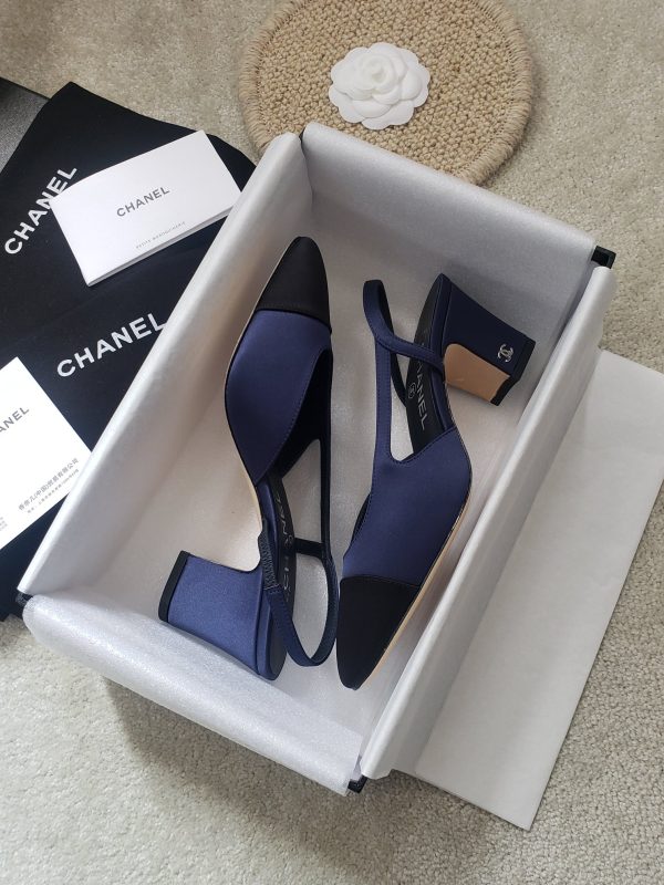 CHANEL FLATS 45