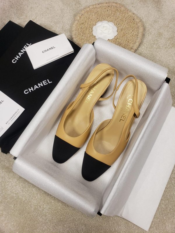 CHANEL FLATS 41