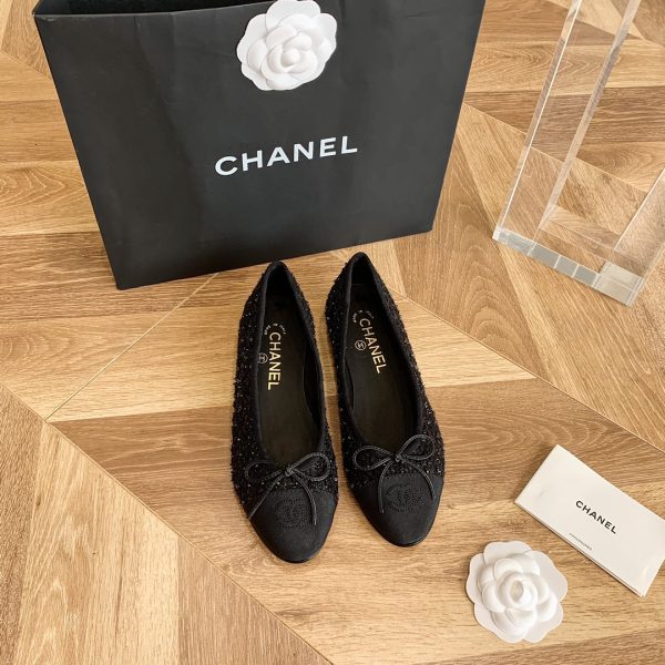 CHANEL FLATS 2