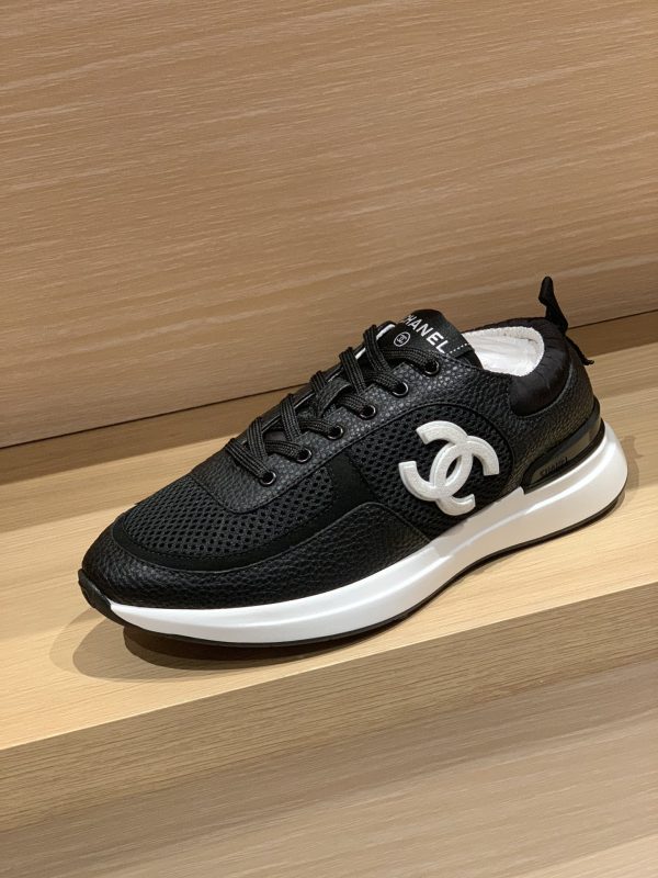 CHANEL SNEAKER
