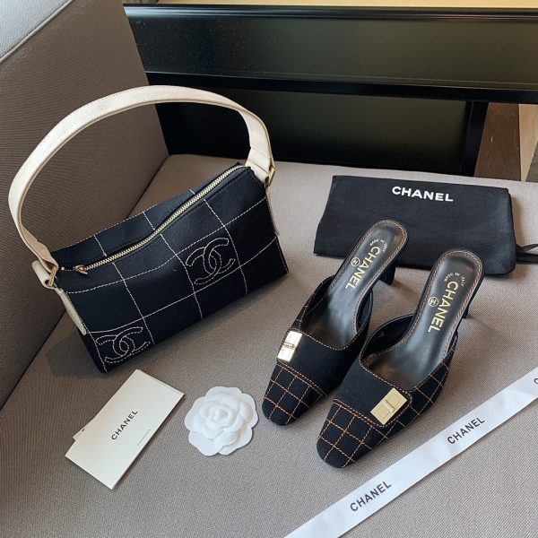 CHANEL HIGH HEELS 27