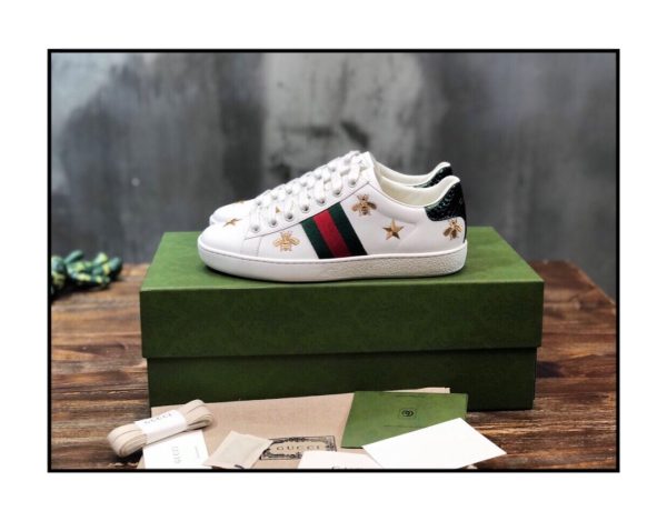 GUCCI FLATS 62