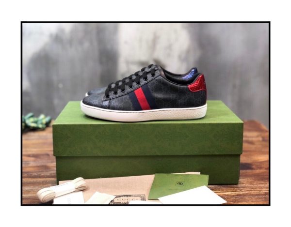 GUCCI FLATS 60