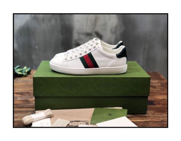 GUCCI FLATS 51