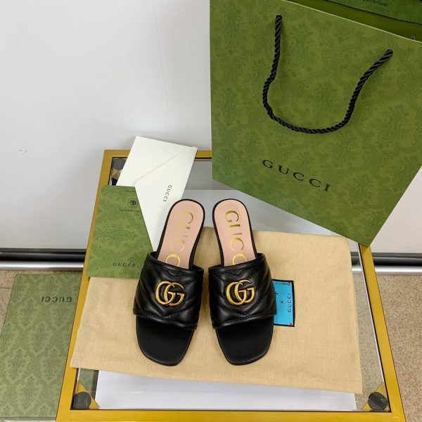 GUCCI SLIPPERS 80