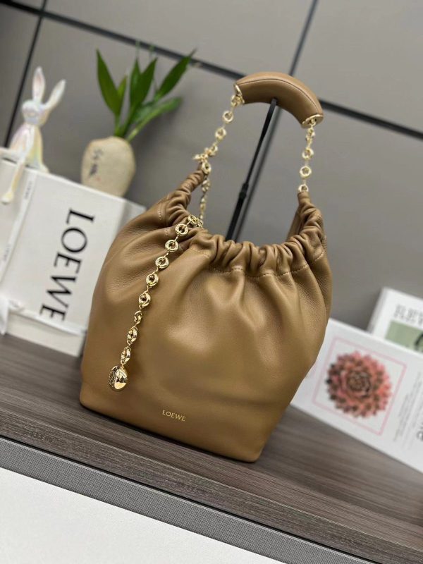 LOEWE Medium Squeeze bag in nappa lambskin