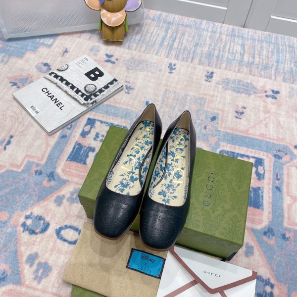 GUCCI FLATS 1