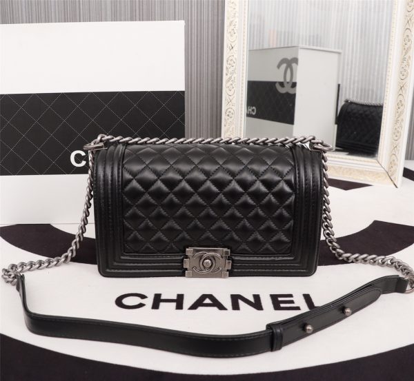 Chanel Boy Black Caviar GHW Sliver