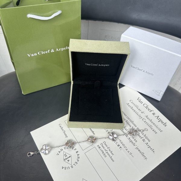 Van Cleef & Arpels Vintage Alhambra Bracelet