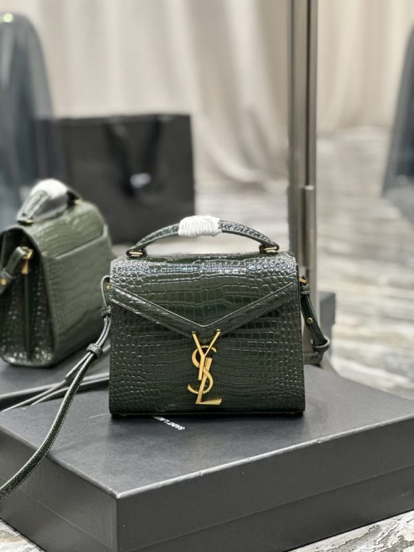 Saint Laurent Cassandra