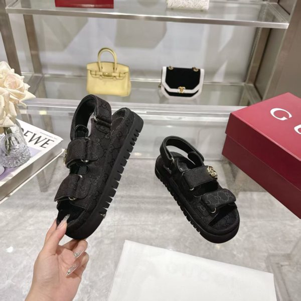 GUCCI SLIPPERS 44