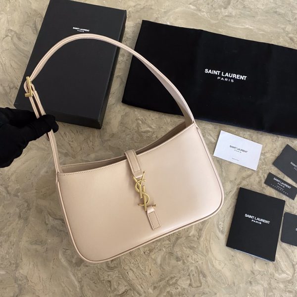 LE 5 À 7 HOBO BAG IN CROCODILE-EMBOSSED SHINY LEATHER